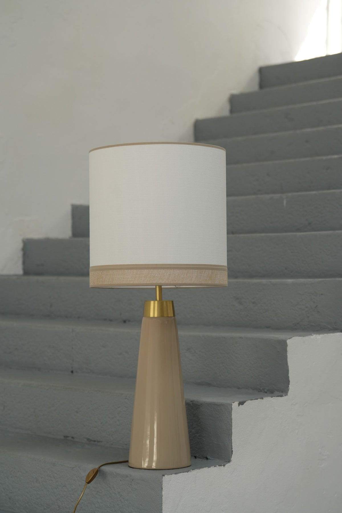 Candeeiro farol taupe